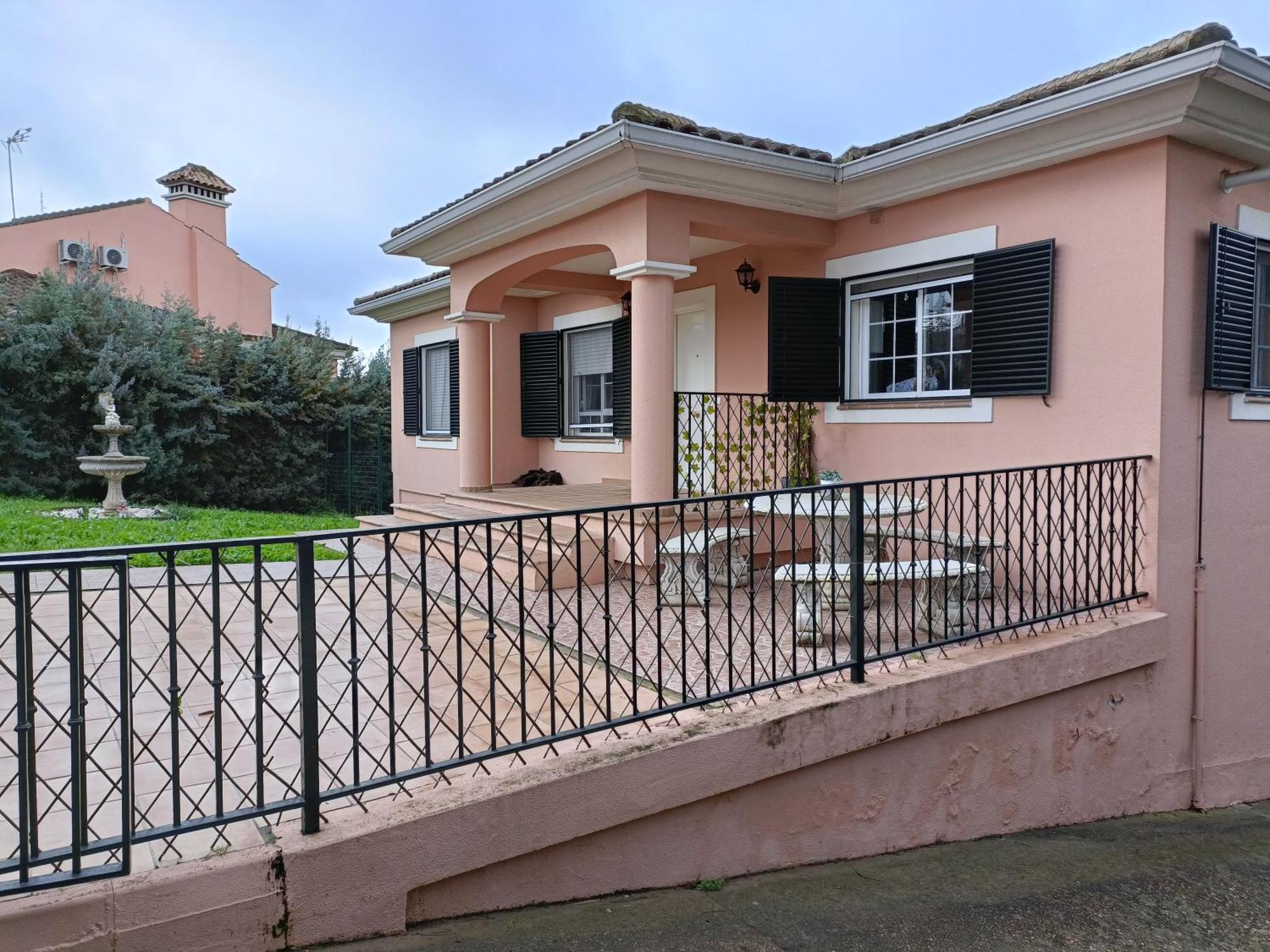 Aribela Villa Badajoz Buitenkant foto